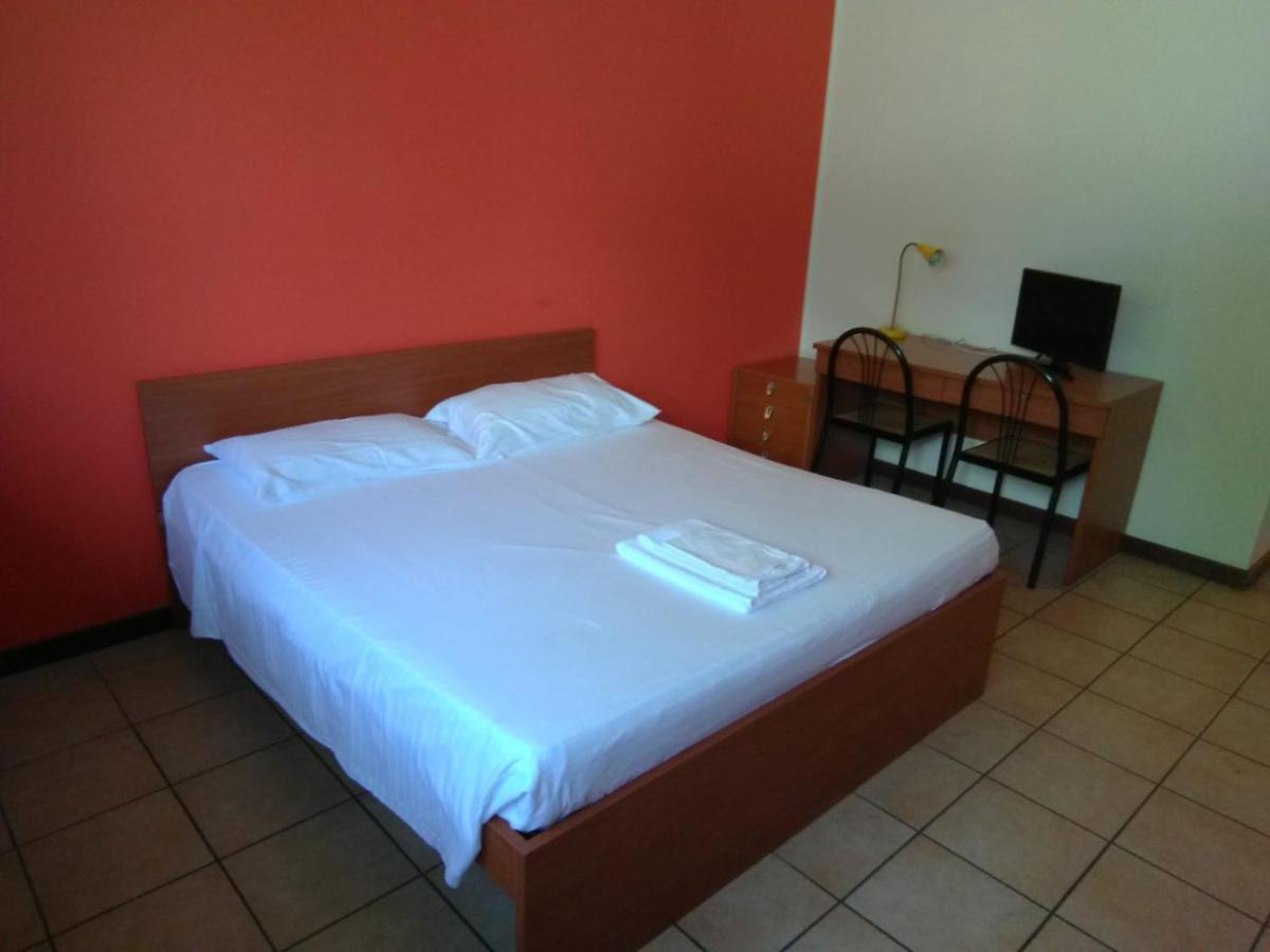 La Cordata Accommodation - Brodolini 24 Cinisello Balsamo Luaran gambar